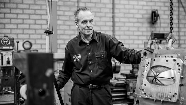 One mold, 150 shapes: circular injection molding for the climbing industry 